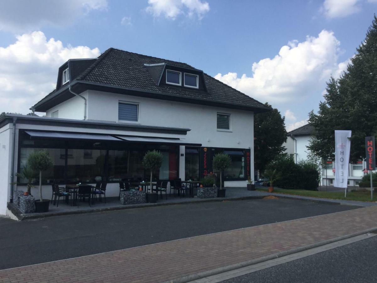 Sevendays Hotel And Boardinghouse Kirchheim Kirchheim  Exterior foto